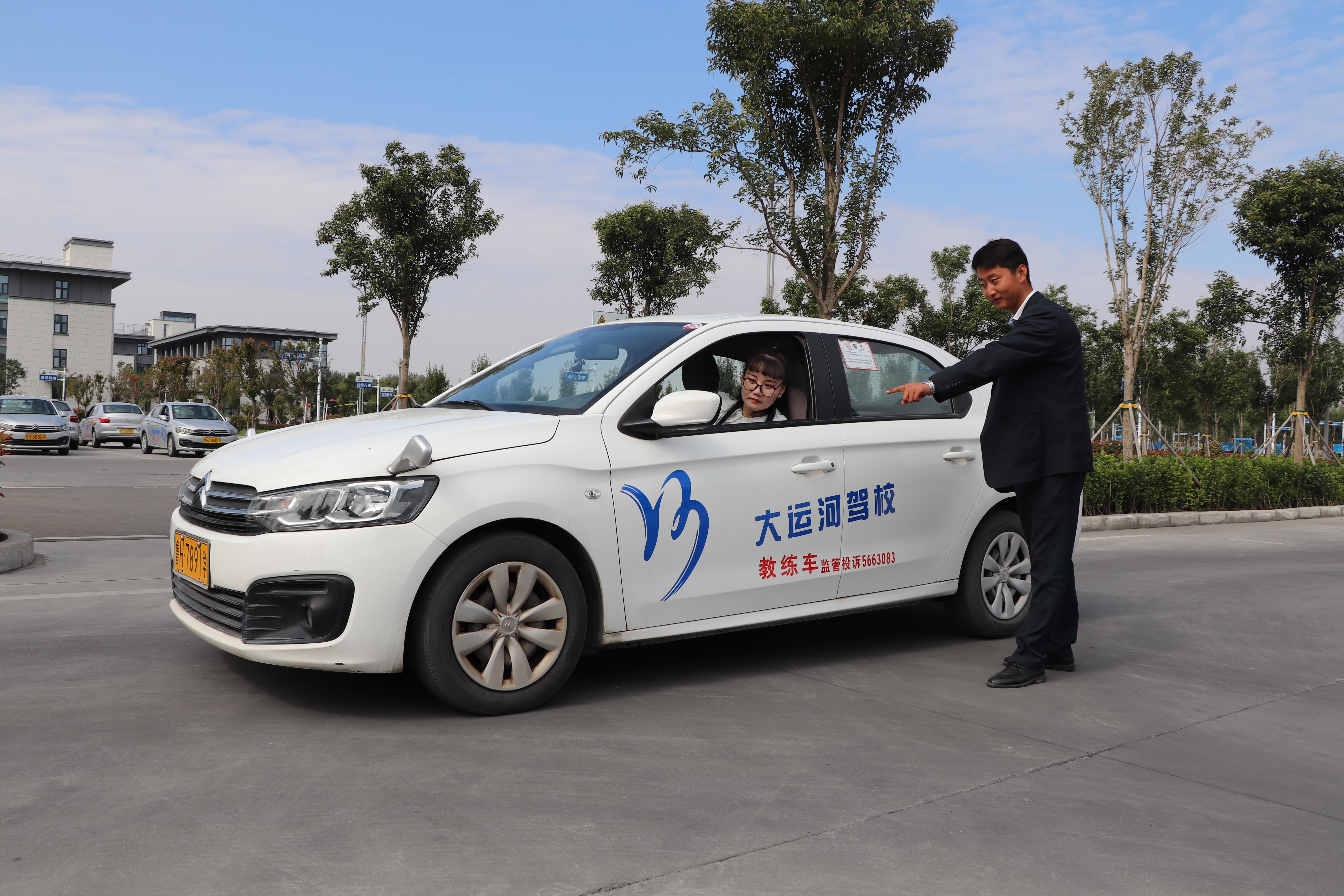 【濟(jì)寧大運(yùn)河駕?！俊半p十一”學(xué)車鉅惠，大車直降千元！(圖8)