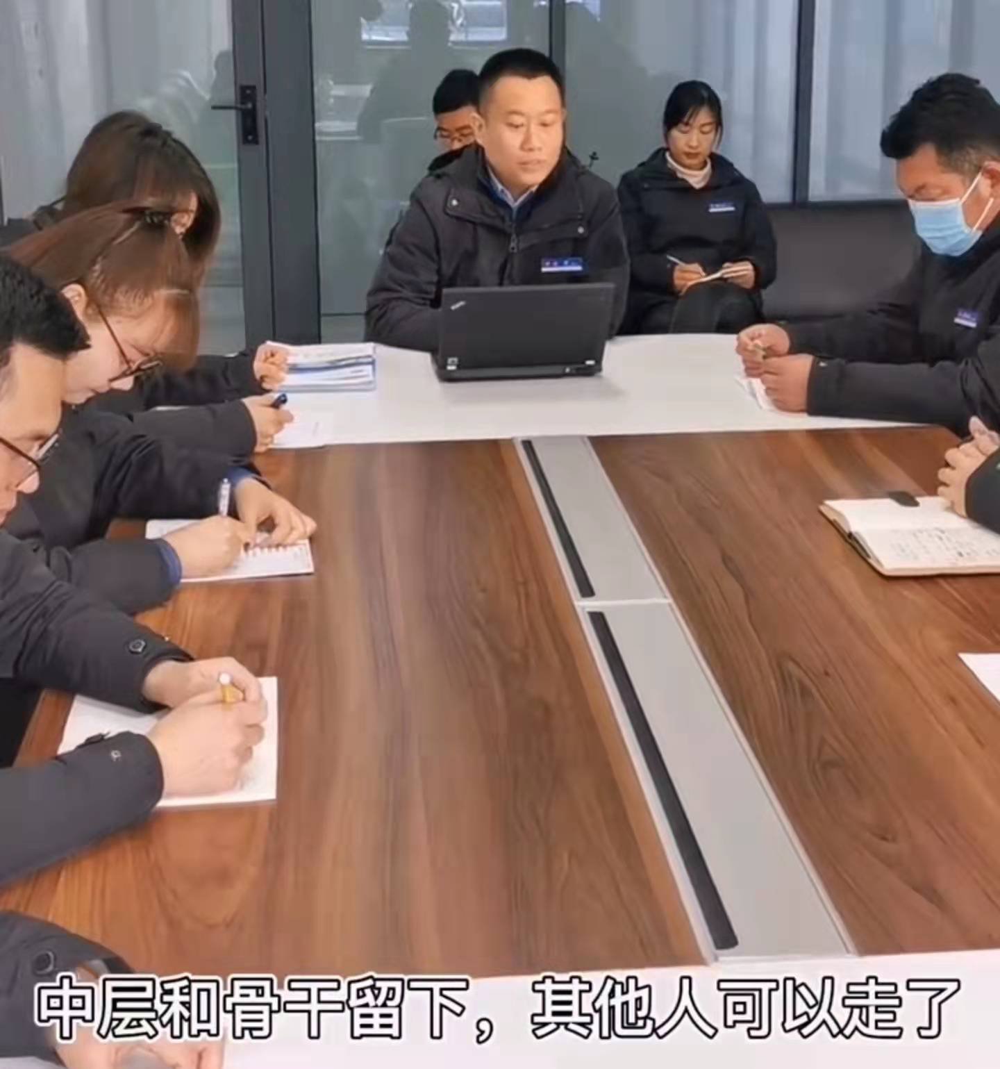 【濟(jì)寧大運(yùn)河駕校】關(guān)注我校官方抖音號(hào)，觀看更多精彩視頻！(圖5)