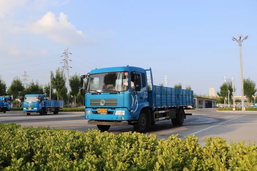 【濟(jì)寧大運(yùn)河駕?！苛⑶铮∠氩幌朐谇锾焓斋@一本駕照？(圖2)