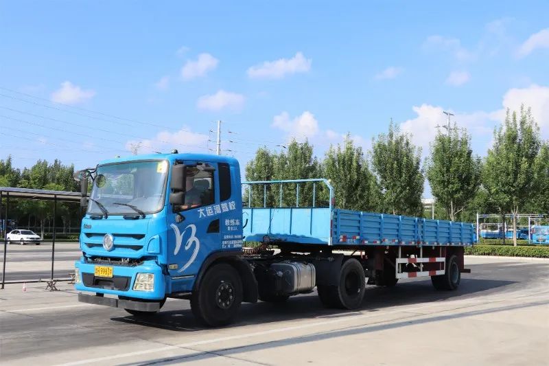 【濟(jì)寧大運(yùn)河駕?！苛⑶铮∠氩幌朐谇锾焓斋@一本駕照？(圖3)