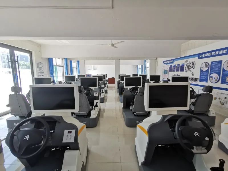 【濟(jì)寧大運(yùn)河駕?！拷鹎锞旁聦W(xué)車季，期待與您的相遇~(圖10)