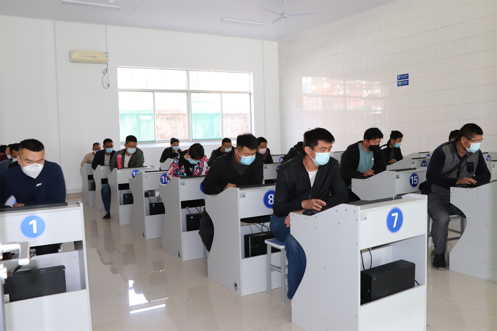 【濟(jì)寧大運(yùn)河駕?！靠拓涍\(yùn)上崗證培訓(xùn)進(jìn)行中，快速拿證！(圖5)