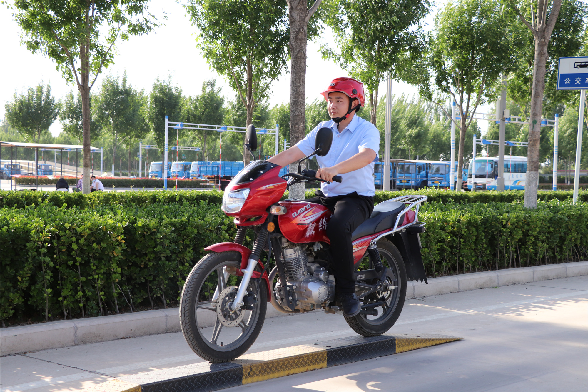 摩托車(chē)D/E普通班(圖3)