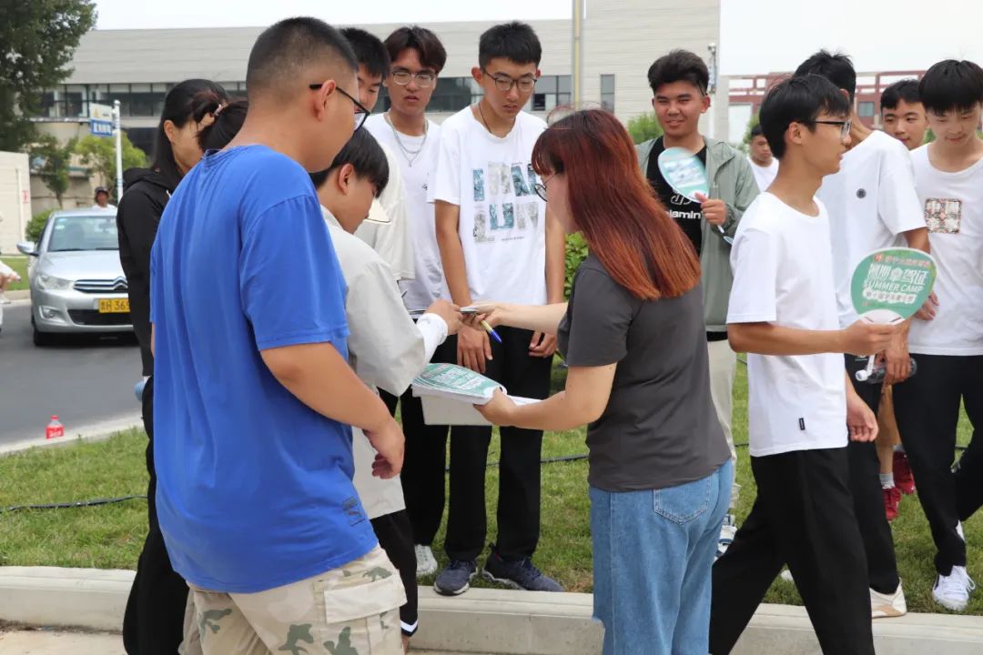 【濟(jì)寧大運(yùn)河駕?！垦籽紫娜账颓鍥觯眯姆?wù)沁人心！(圖6)