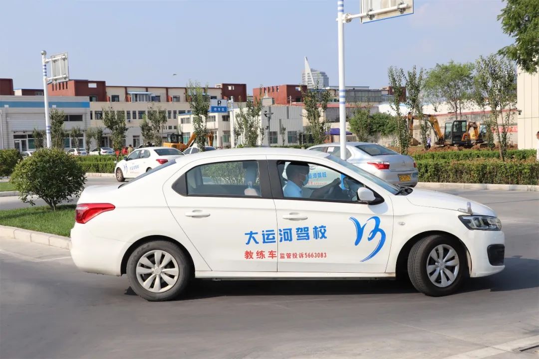 【濟(jì)寧大運(yùn)河駕?！緾2自動(dòng)擋車型，讓學(xué)車更簡(jiǎn)單！(圖3)