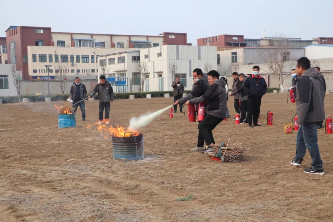 【濟(jì)寧大運(yùn)河駕校】2024春季消防安全演練活動順利開展！(圖5)