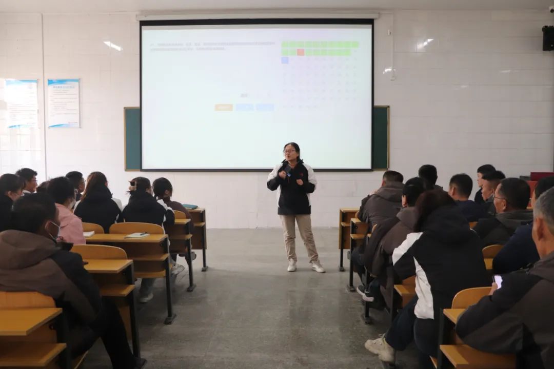 【濟(jì)寧大運(yùn)河駕?！俊坝讼葟?qiáng)己”，理論知識(shí)大練兵！(圖5)