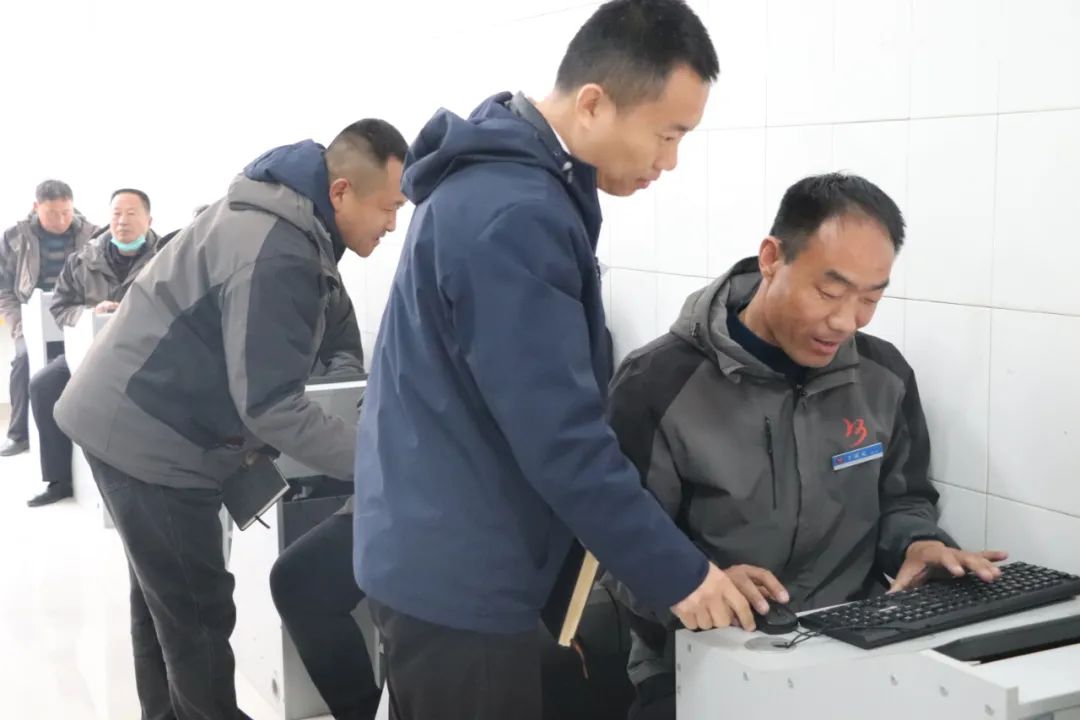 【濟(jì)寧大運(yùn)河駕校】“育人先強(qiáng)己”，理論知識(shí)大練兵！(圖9)