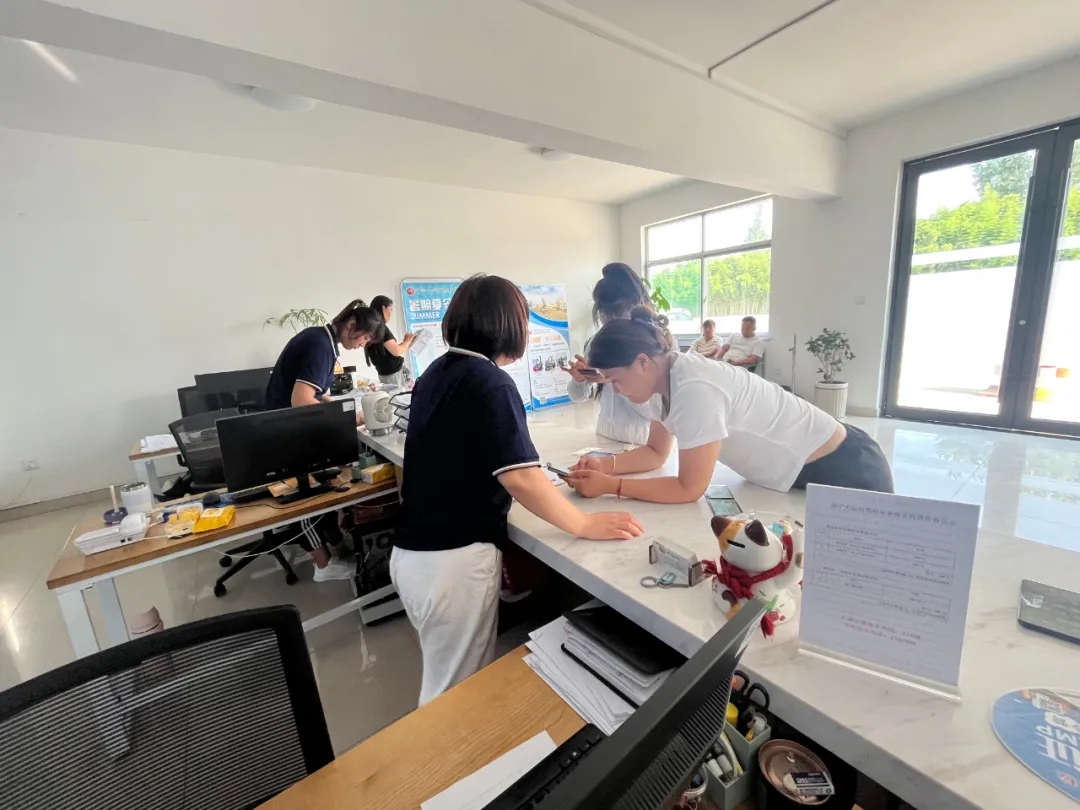 【濟(jì)寧大運(yùn)河駕校】高考之后——“同學(xué)們”都迫不及待來(lái)學(xué)車！(圖3)