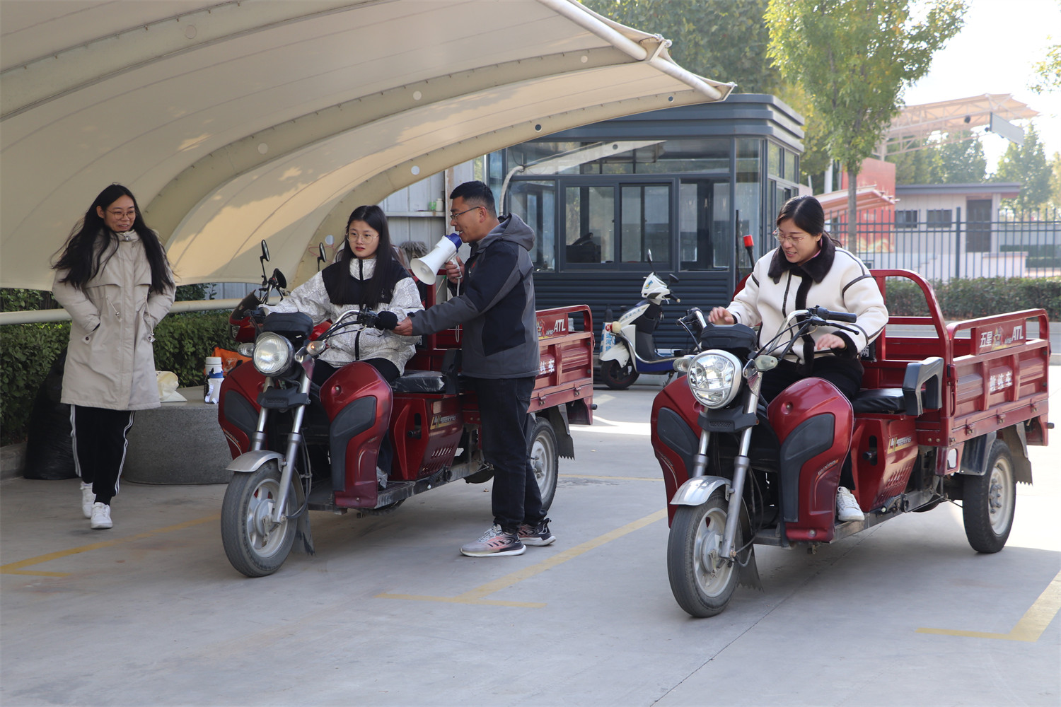 學(xué)摩托車駕照：388元！簡單易學(xué)，快捷拿證(圖2)