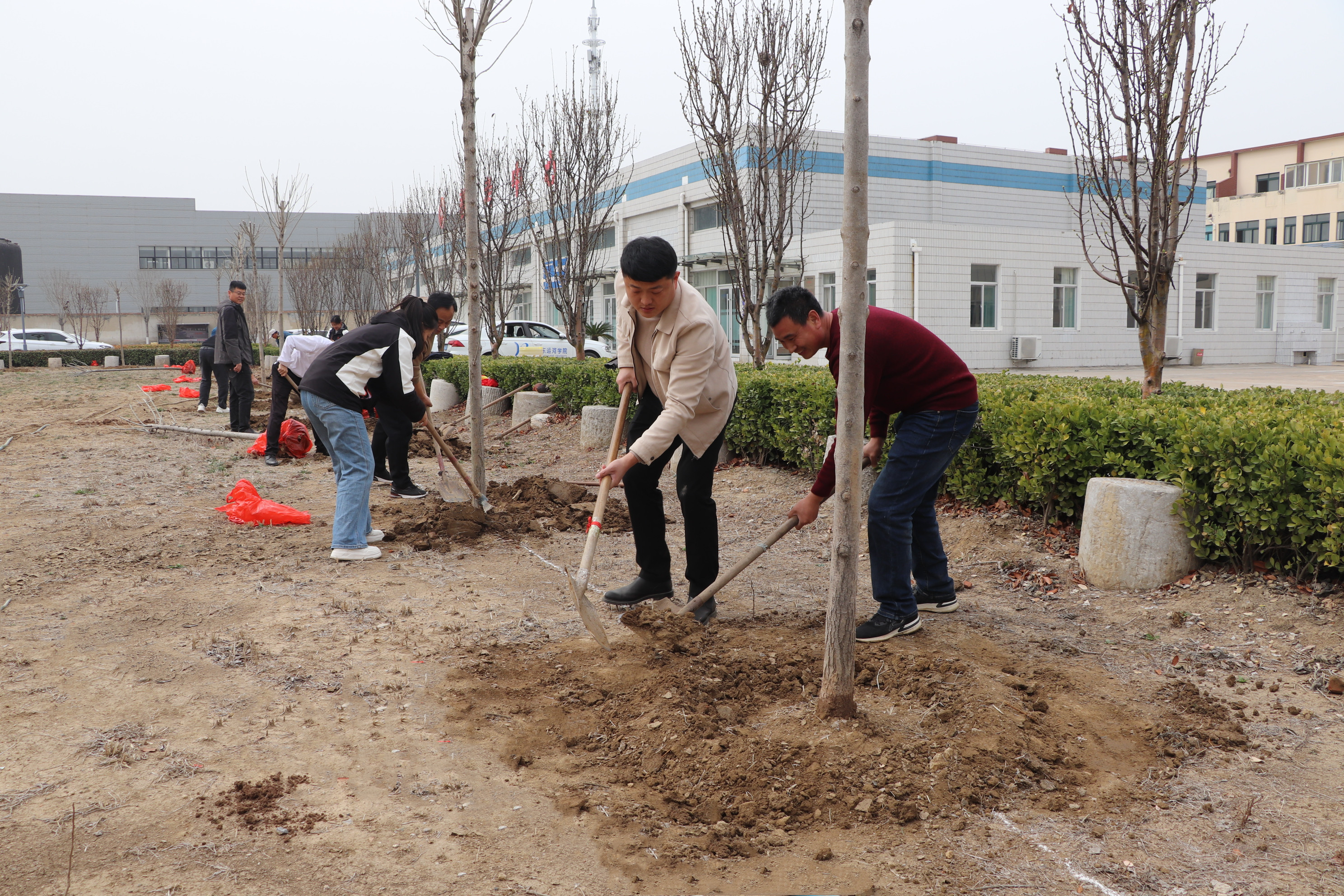 駕校春日行動(dòng)：“植”此青綠，共筑綠意之路(圖10)