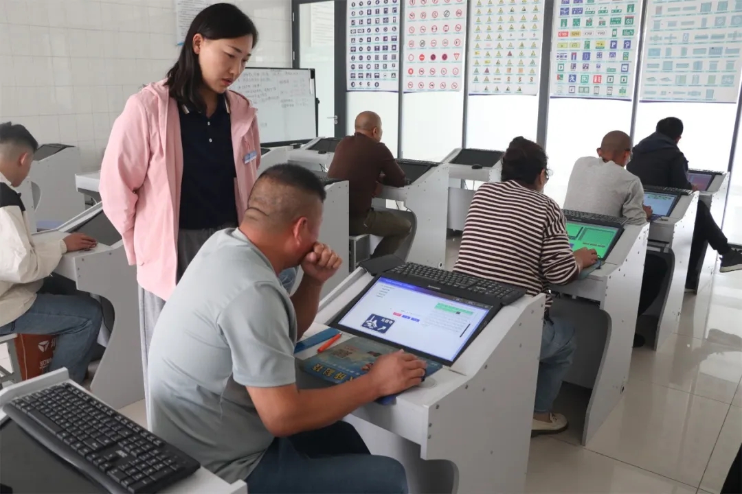 選擇“VIP易學(xué)班”，暢享駕考無憂體驗(yàn)！(圖2)