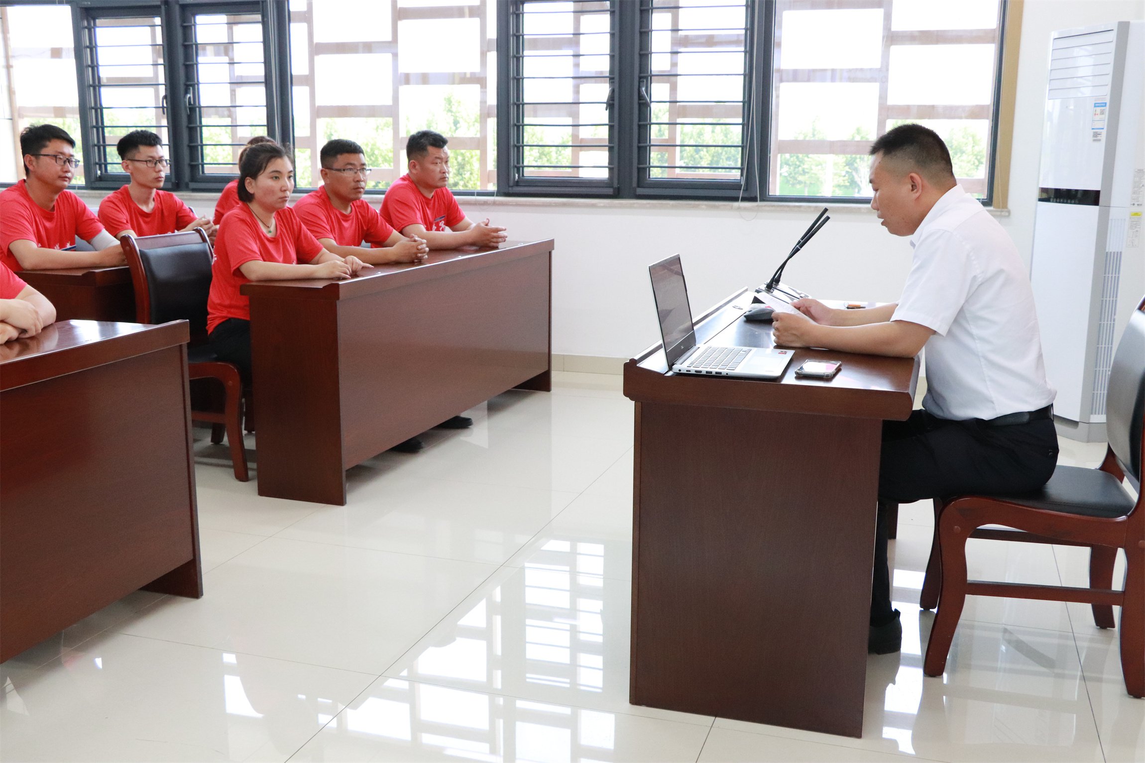 【濟(jì)寧大運(yùn)河駕?！繍?ài)心送考，為莘莘學(xué)子保駕護(hù)航！(圖4)