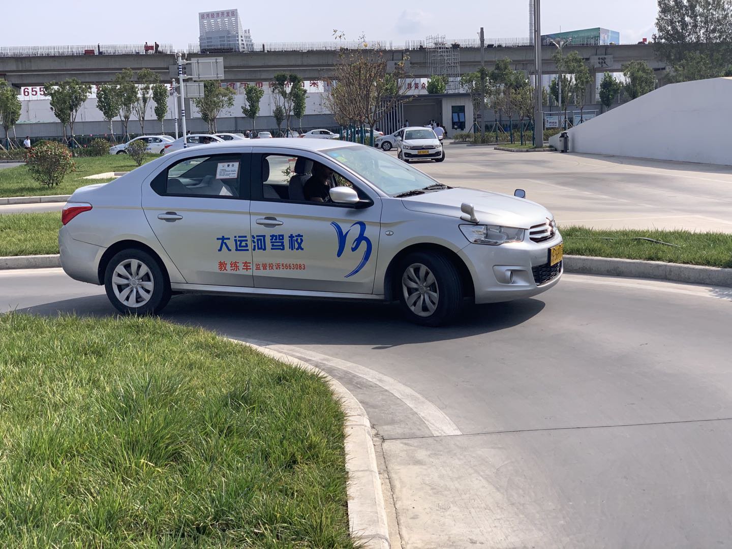 【濟(jì)寧大運(yùn)河駕?！肯灿p節(jié)鉅“惠”全城，學(xué)車直降千元！(圖3)