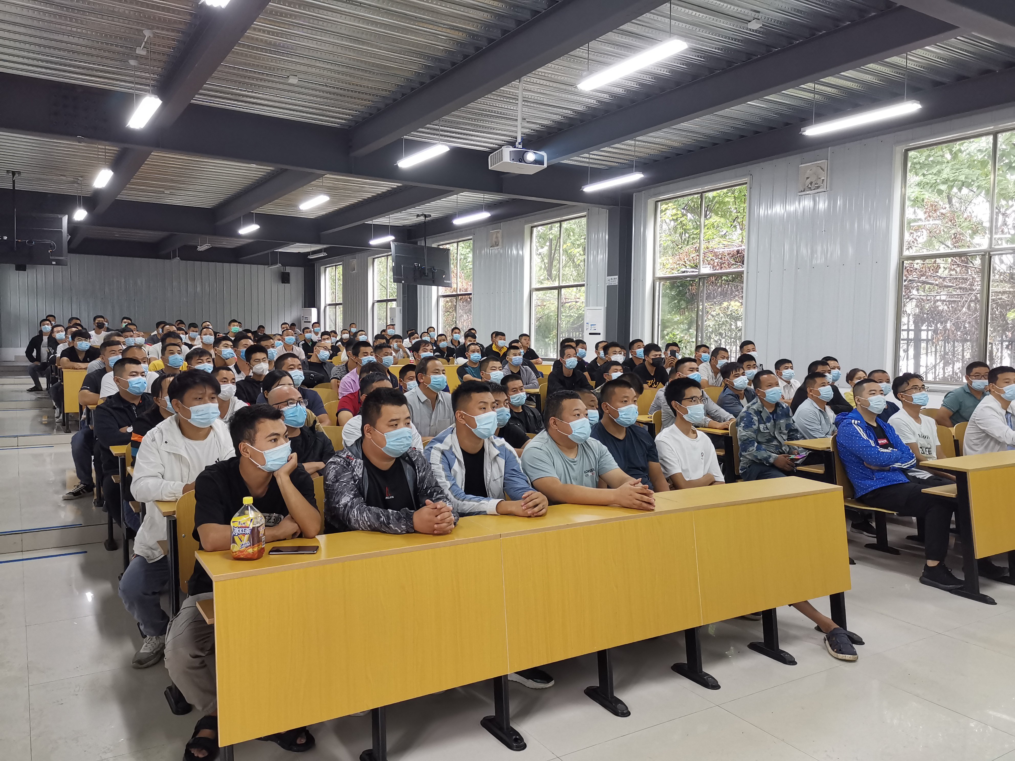 【濟(jì)寧大運(yùn)河駕?！控涍\(yùn)上崗證火熱報(bào)名中，最快僅需兩天！(圖1)