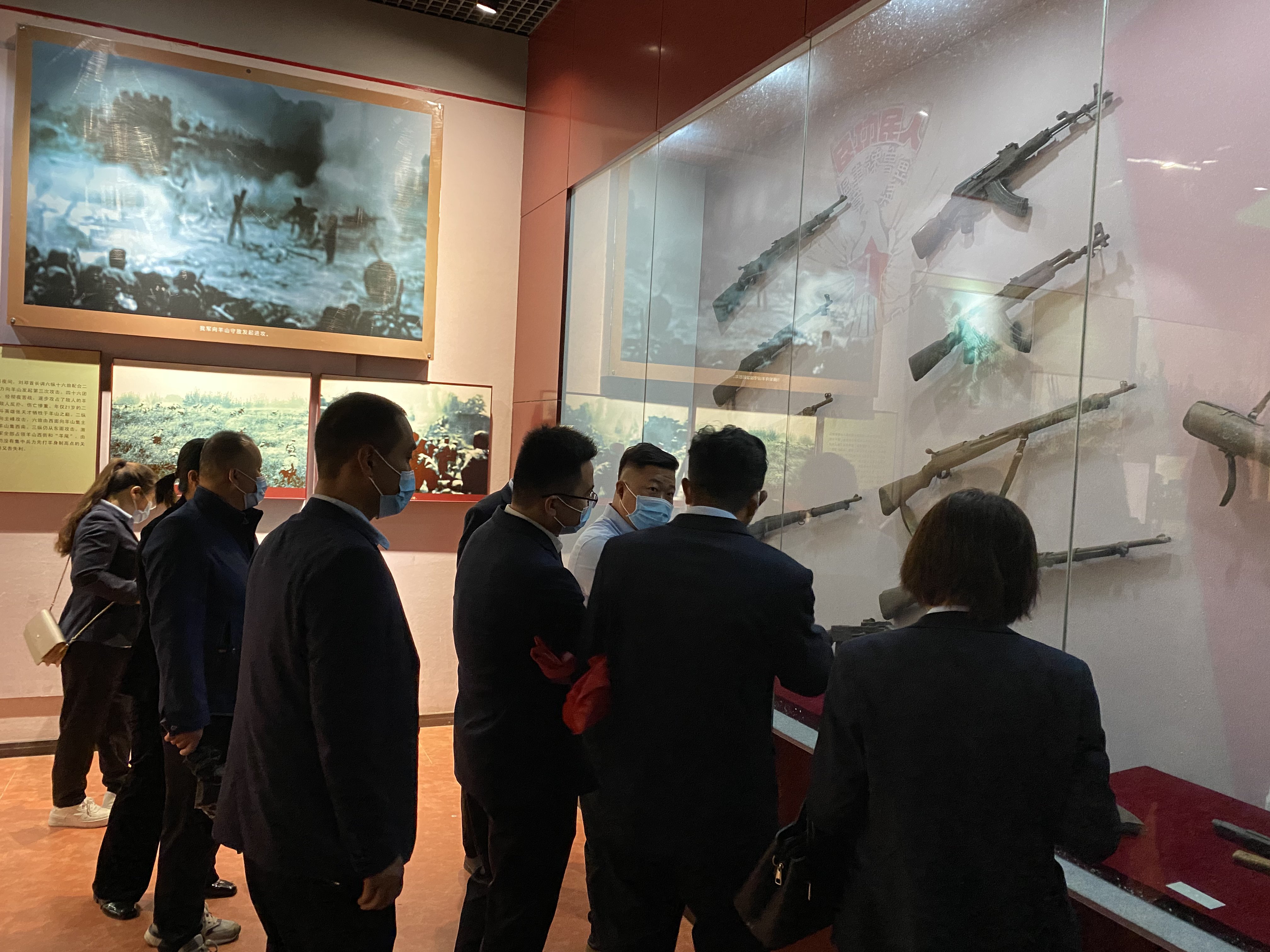 【濟(jì)寧大運(yùn)河駕校】黨支部組織開(kāi)展愛(ài)國(guó)主義教育，緬懷先烈、不忘初心！(圖8)