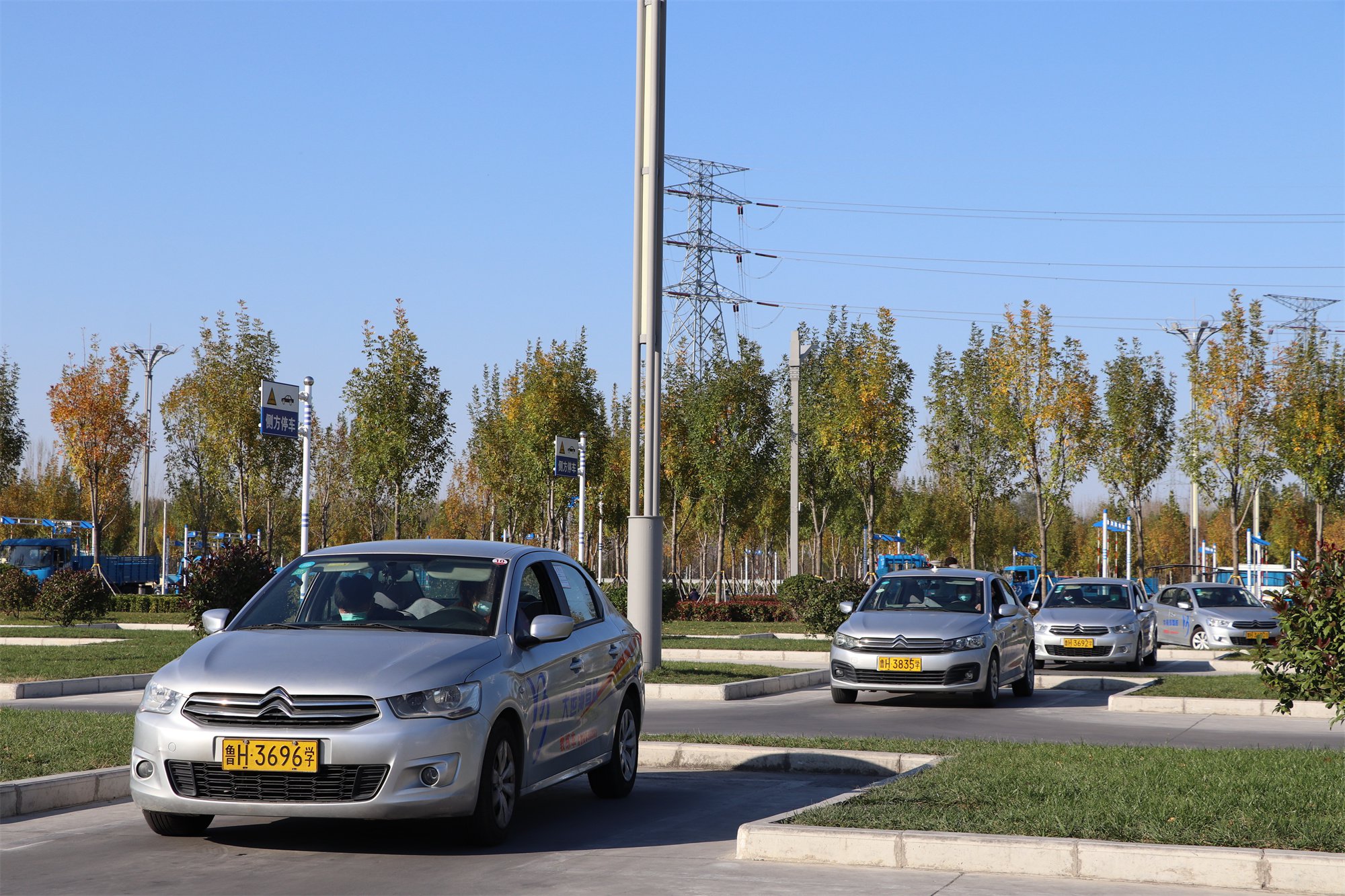 【濟(jì)寧大運(yùn)河駕?！繄竺荒艿?，練車不能急，考試不能慌！(圖4)