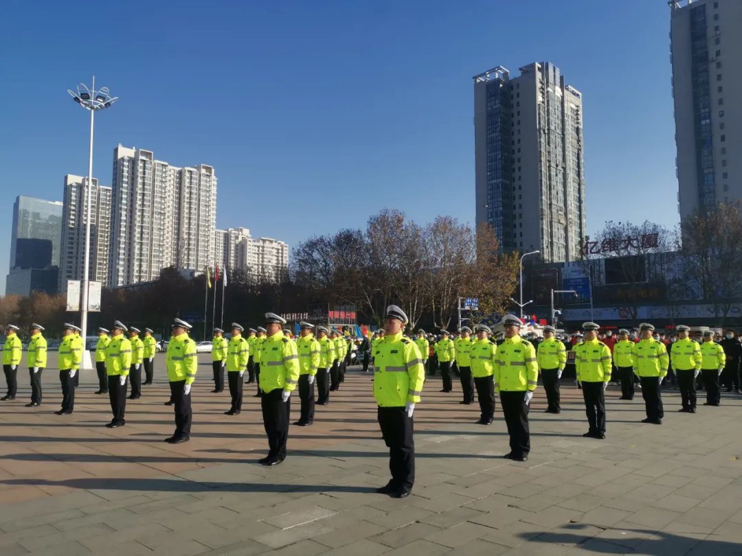 【濟(jì)寧大運(yùn)河駕?！康谑畟€(gè)“全國交通安全日”，我們在行動(dòng)！(圖2)