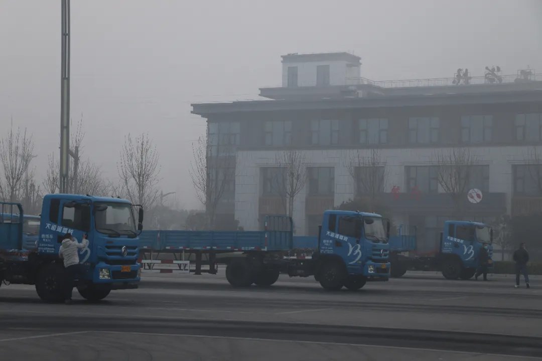 【溫馨提示】大霧天氣行車注意事項(xiàng)要牢記！(圖8)
