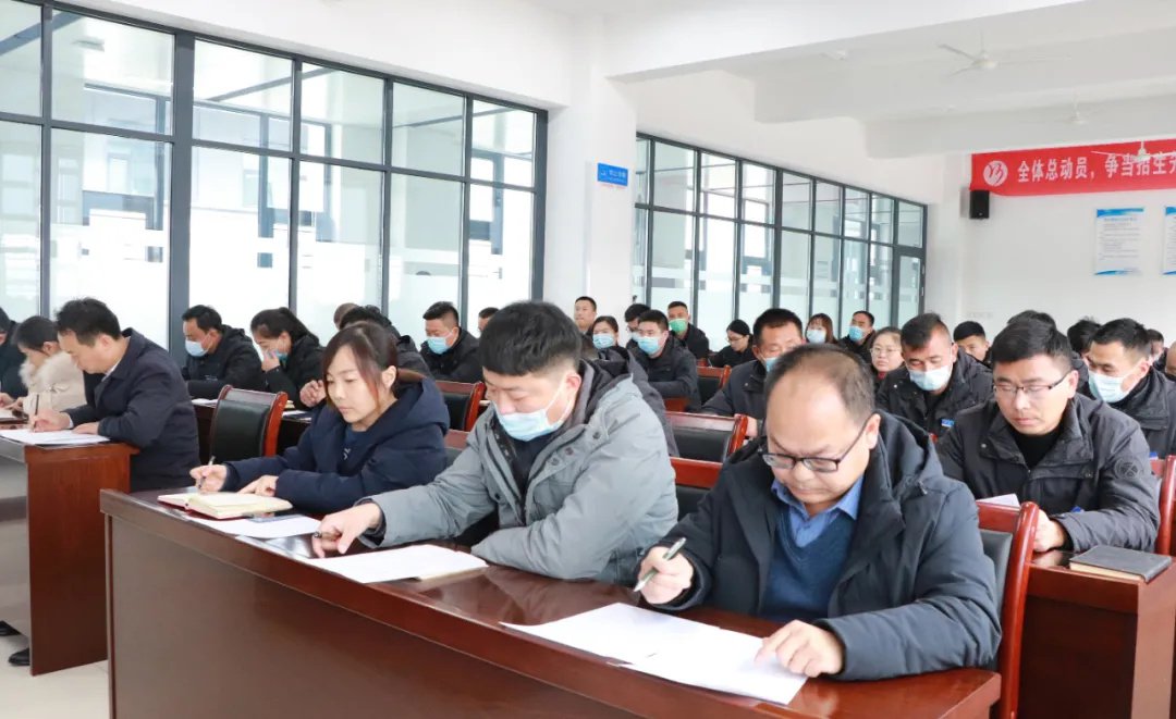 回顧往昔，展望未來—濟寧大運河駕校年度員工述職報告會(圖6)